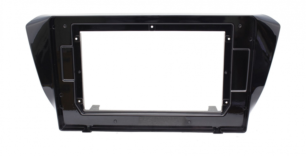 Рамка для установки в Skoda Superb 2016+ 10" дисплея