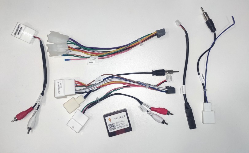 Установочный комплект FarCar Toyota Land Cruiser Prado 2009-2013 (Без системы кругового обзора) (065