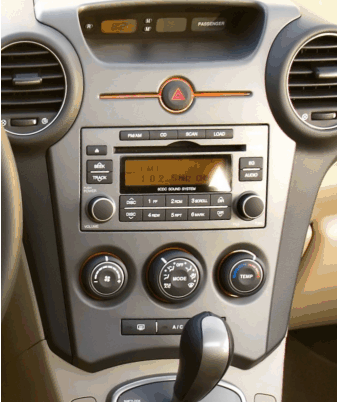 Переходная рамка для установки автомагнитолы Carav 22-1054 KIA Carens 2006-2012; Rondo 2007-2012 9"