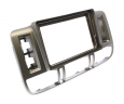 Рамка для установки в Nissan X-Trail 2000 - 2003 9" дисплея