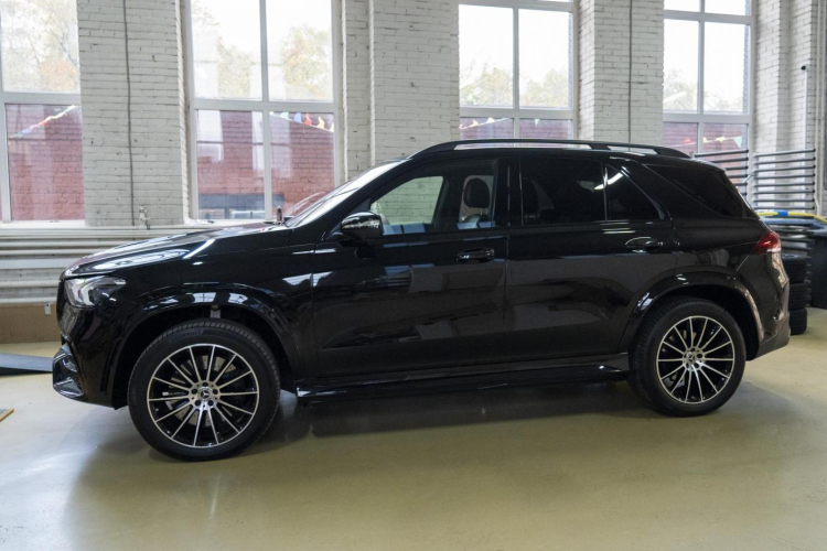 Выдвижные электропороги MAYBACH на Mercedes-Benz GLE (X167) 2019-2025