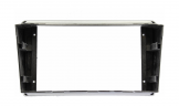 Рамка для установки в Toyota Avensis 2003-2009 9"  (серая)