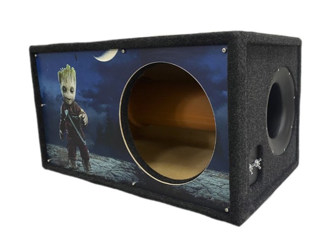 Короб под сабвуфер люкс 10" (25см) с трубой 46L , аэрография Грут