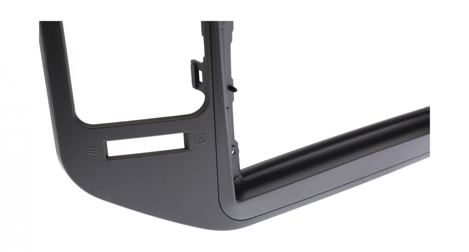 Рамка для установки в Mitsubishi Pajero III 1999-2006 9" дисплея