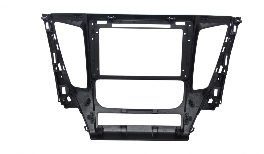 Рамка переходная для установки в Mitsubishi Pajero Sport 2015+ 9" дисплея (авто с АКПП)