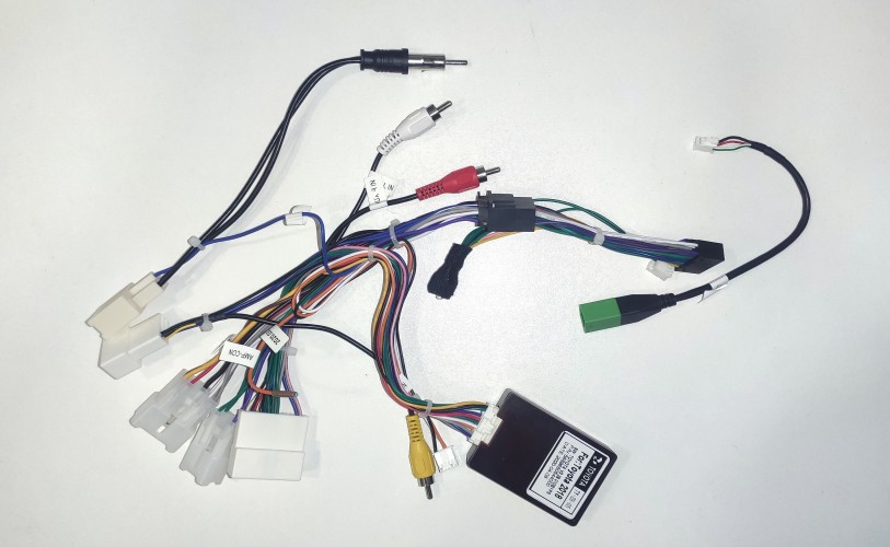 Установочный комплект FarCar Toyota Camry 2011-2014 (131)