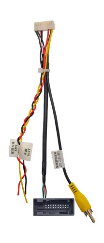 Адаптер подключения штатной видеокамеры в новое ГУ VW Tiguan 2006 - 2016, Passat 2011 - 2015 (RGB)