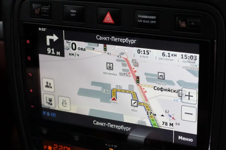 Мото видеорегистратор с 2-мя камерами CarPlay и датчиками давления в колесах