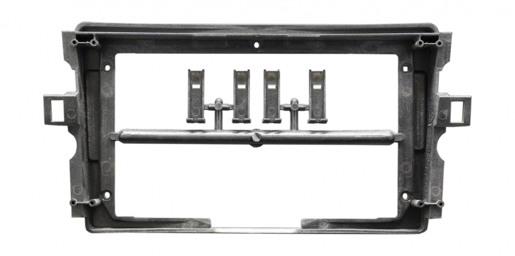 Рамка для установки в Toyota Verso 2009-2018 9" дисплея (для авто с климат контролем)