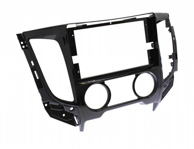 Рамка для установки в Mitsubishi L200 2015-2018 9" (для авто с кондиционером)