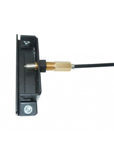 Кронштейн замка капота для Skoda: Octavia	2013-2017 / Rapid 2012+ / Yeti 2009-2018 / VW: Jetta 2010+ / Multivan 2015-2016 / Polo 2009+ / Sirocco 2011+