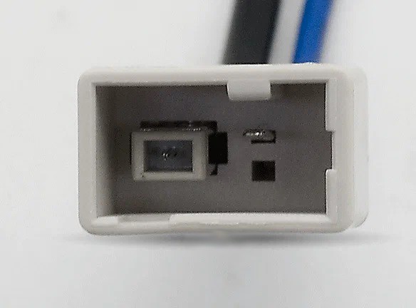 Переходник для подключения штатной антенны к магнитоле HONDA 2005+ / ACURA 2005+ / MAZDA 2009+ / SUZ