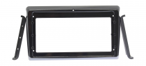 Рамка для установки в Mitsubishi Outlander 2012+, Delica D5 2009 - 2019 9" дисплея (правый руль)