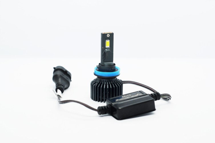 Комплект LED ламп головного света VIPER H11 (75W)