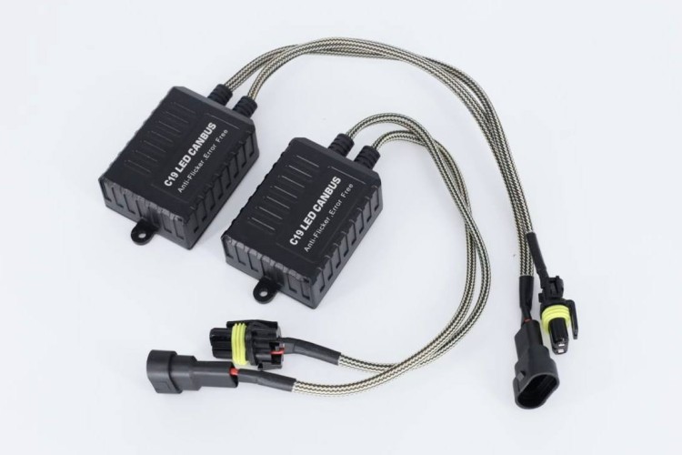 Обманки LED Canbus PRO HB3/HB4 для ламп головного света (1шт)