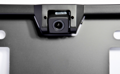 Камера в рамке номерного знака Е315