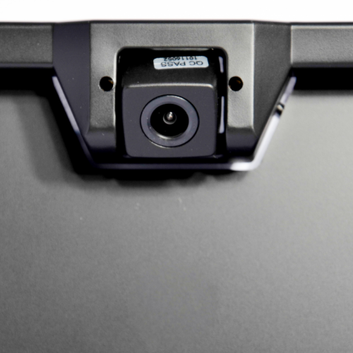 Камера в рамке номерного знака Е315