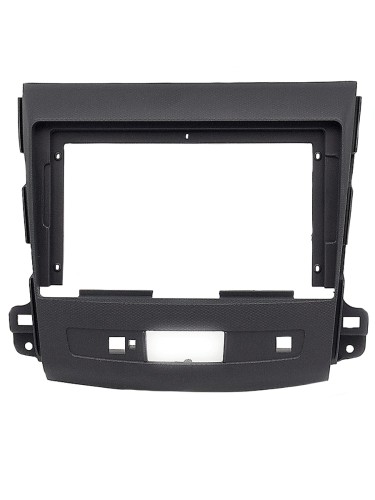 Переходная рамка для установки магнитолы Carav Mitsubishi Outlander XL 2006-2012 / Citroen C-Crosser 2007-2012 / Peugeot 4007 9" (22-004)